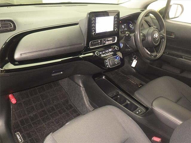 Toyota AQUA 2021 7714963-4