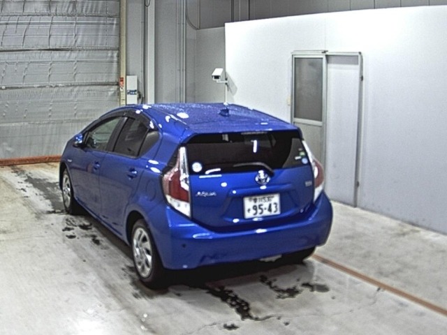 Toyota AQUA 2015 7714981-1