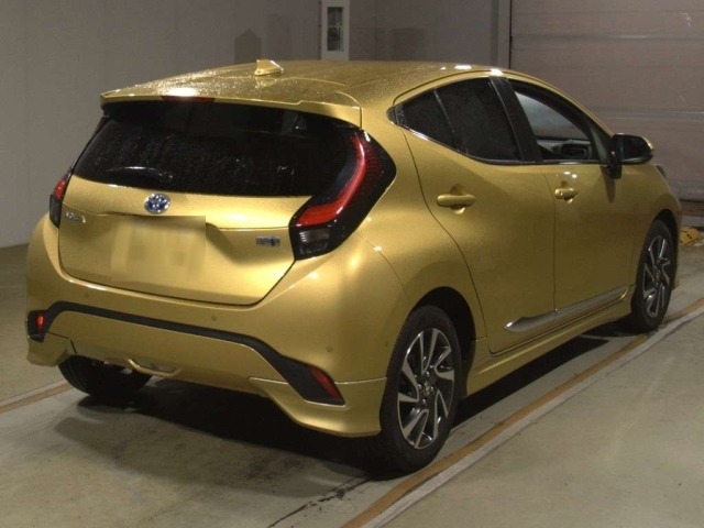 Toyota AQUA 2021 7714999-1