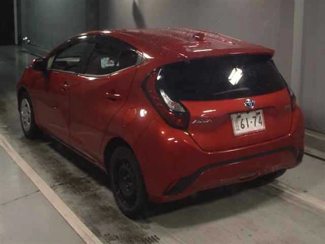 Toyota AQUA 2022 7715000-1