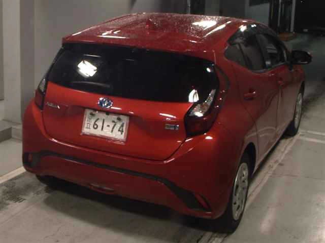 Toyota AQUA 2022 7715000-5