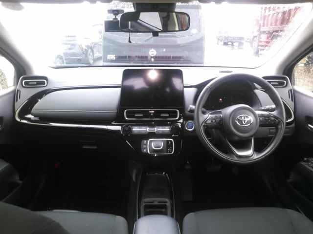 Toyota AQUA 2022 7715000-8