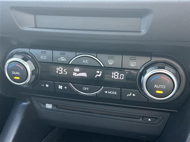 Mazda AXELA 2014 7696071-1