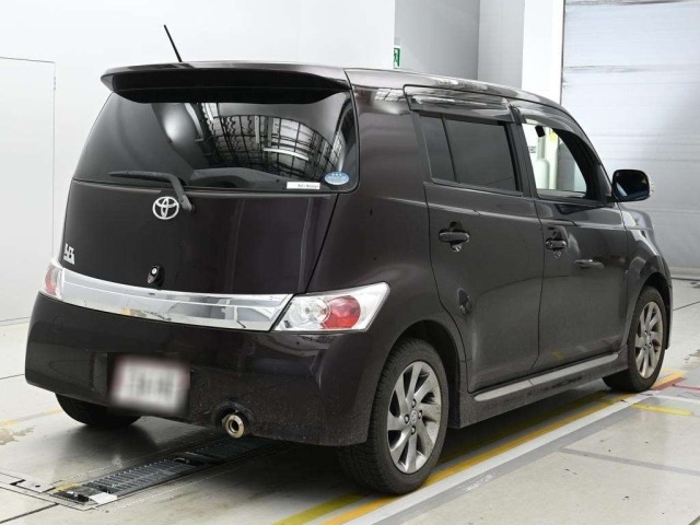 Toyota BB 2015 7716187-1