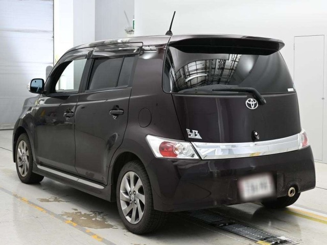 Toyota BB 2015 7716187-6