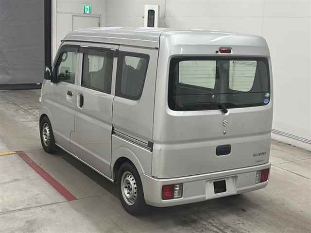 Suzuki EVERY 2016 7704184-1