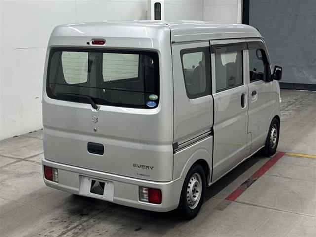 Suzuki EVERY 2016 7704184-5