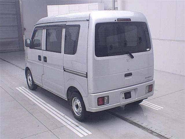 Suzuki EVERY 2014 7704215-1