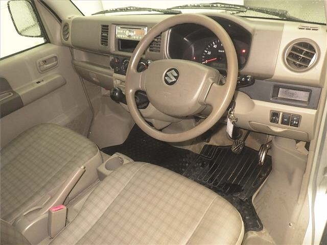 Suzuki EVERY 2014 7704215-3