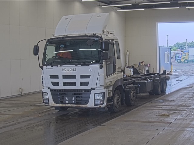 Isuzu GIGA 2015 7714718-0