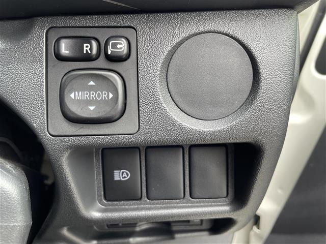 Toyota HIACE VAN 2022 7715710-11
