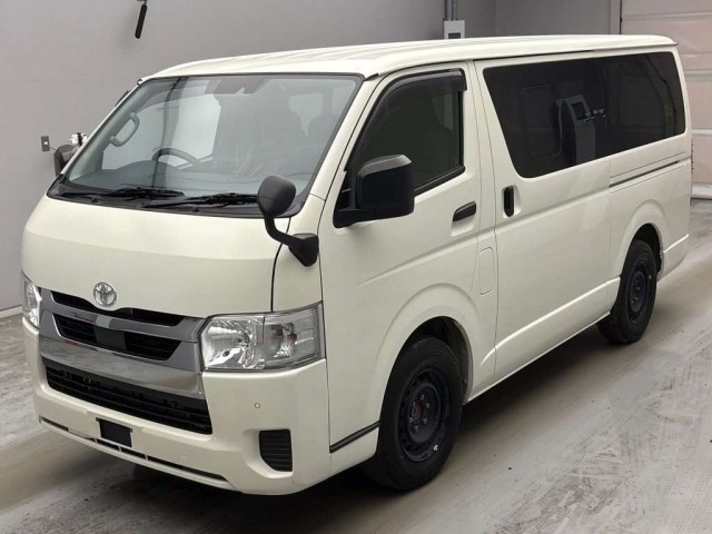 Toyota HIACE VAN 2024 7715880-0