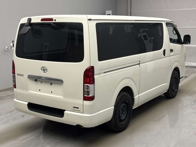 Toyota HIACE VAN 2024 7715880-1