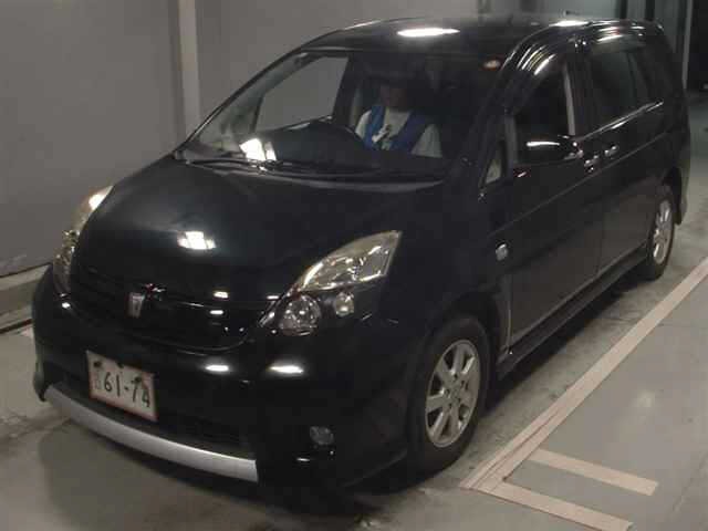 Toyota ISIS 2014 7716080-4
