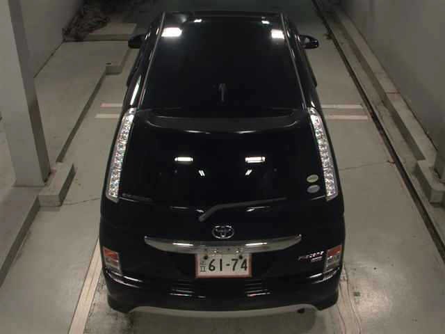 Toyota ISIS 2014 7716080-7