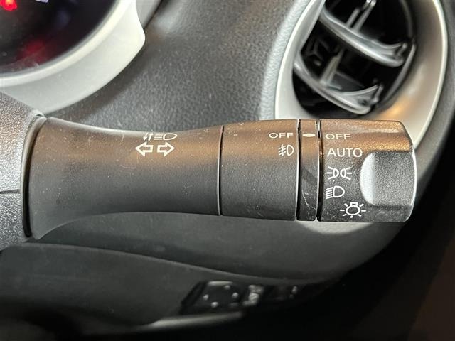 Nissan JUKE 2013 7716183-12