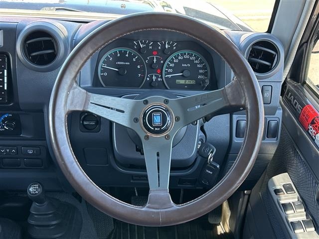 Toyota LAND CRUISER 2015 7716177-12