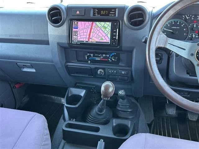 Toyota LAND CRUISER 2015 7716177-16