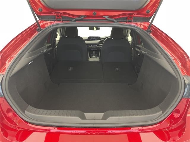 Mazda MAZDA3 2019 7695794-12