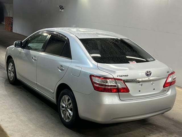 Toyota PREMIO 2011 7716195-1