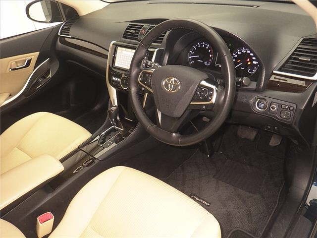 Toyota PREMIO 2020 7716196-3