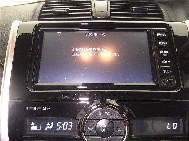 Toyota PREMIO 2017 7716198-6