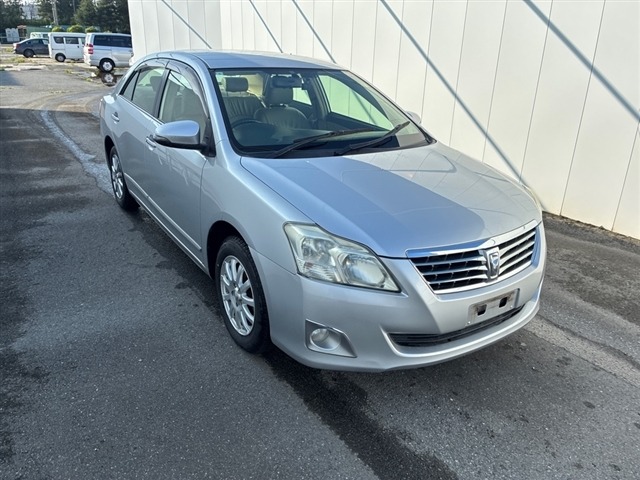 Toyota PREMIO 2013 7716201-0