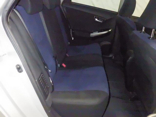 Toyota PRIUS PHV 2013 7702033-5