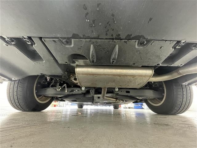 Toyota PRIUS PHV 2017 7702284-13