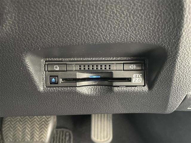 Toyota PRIUS PHV 2017 7702284-21