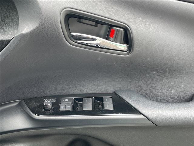 Toyota PRIUS PHV 2019 7702299-10