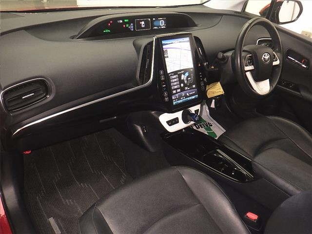Toyota PRIUS PHV 2017 7702316-4