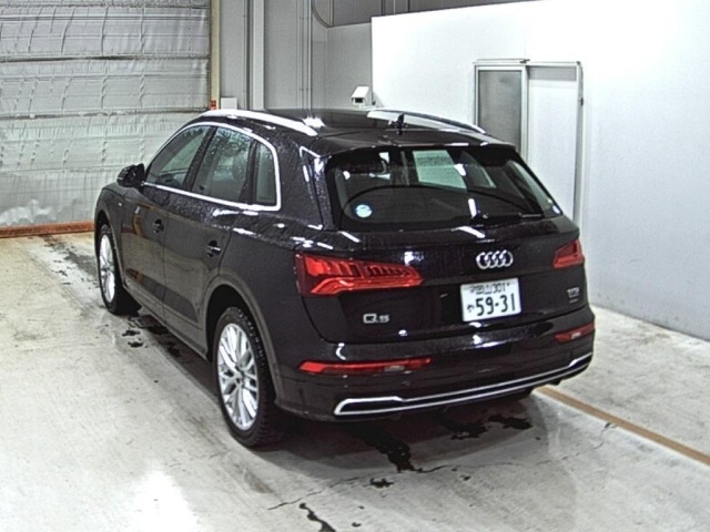 Audi Q5 2018 7714523-1