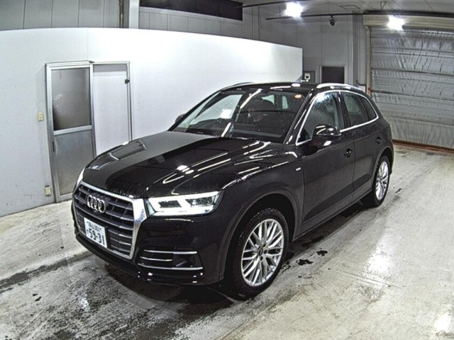 Audi Q5 2018 7714523-4