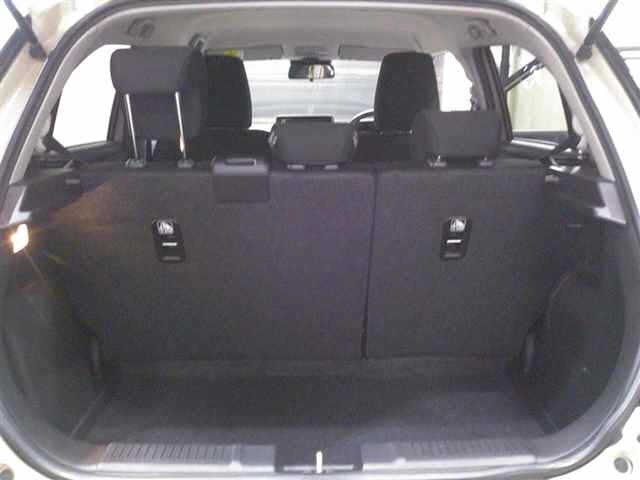 Suzuki SWIFT 2024 7706180-7