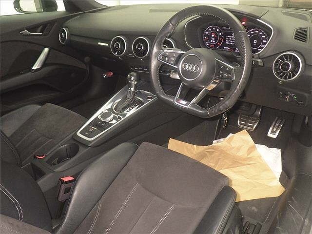 Audi TT 2018 7714561-3