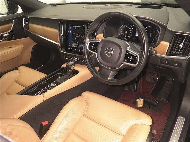 Volvo V90 2020 7703241-3