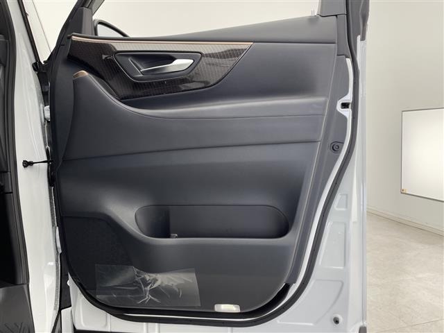 Toyota ALPHARD 2025 7716439-4