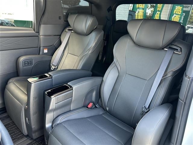 Toyota ALPHARD 2025 7716500-4