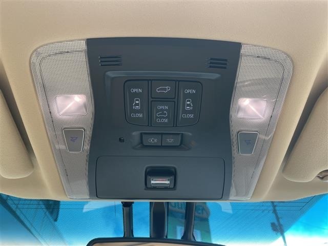 Toyota ALPHARD 2017 7716557-1
