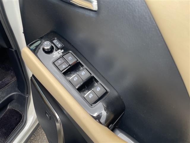 Toyota ALPHARD 2017 7716557-20