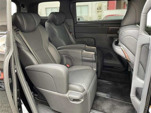 Toyota ALPHARD 2024 7716584-9