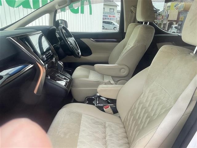 Toyota ALPHARD 2017 7716586-8