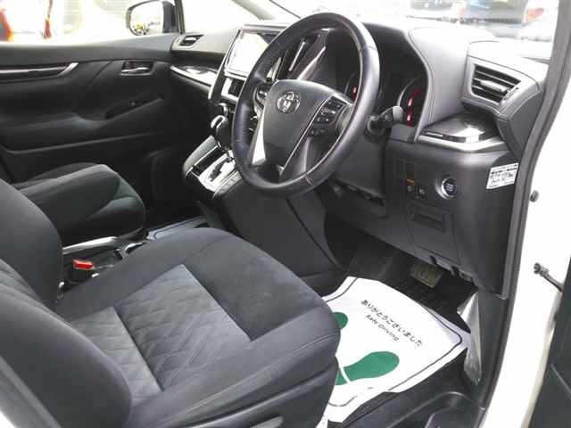 Toyota ALPHARD 2018 7716644-3