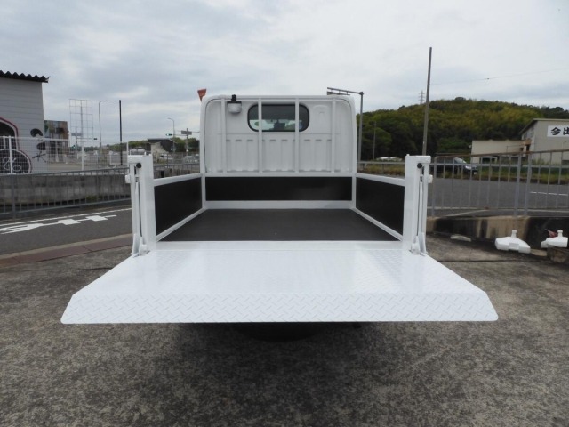 Nissan ATLAS 2019 7716239-7