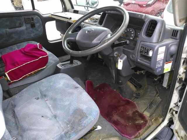 Nissan ATLAS 2006 7716244-3