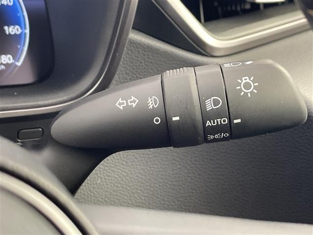 Toyota COROLLA TOURING 2024 7717076-9