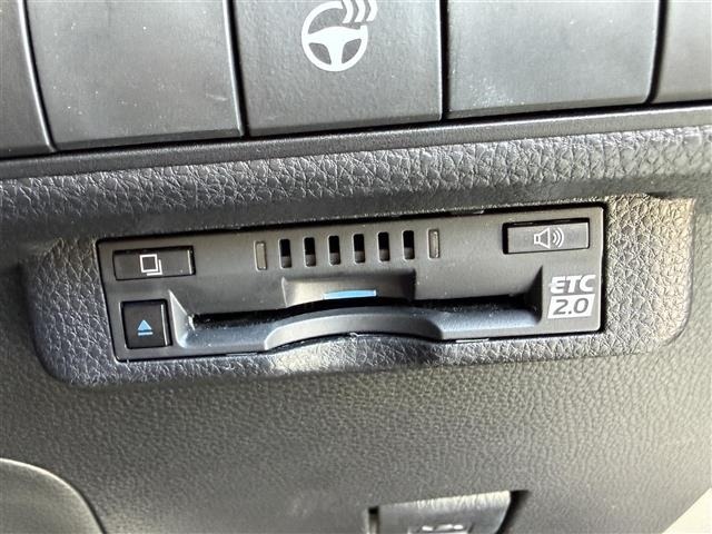 Toyota COROLLA TOURING 2022 7717117-3