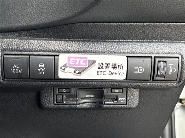 Toyota COROLLA TOURING 2023 7717128-10