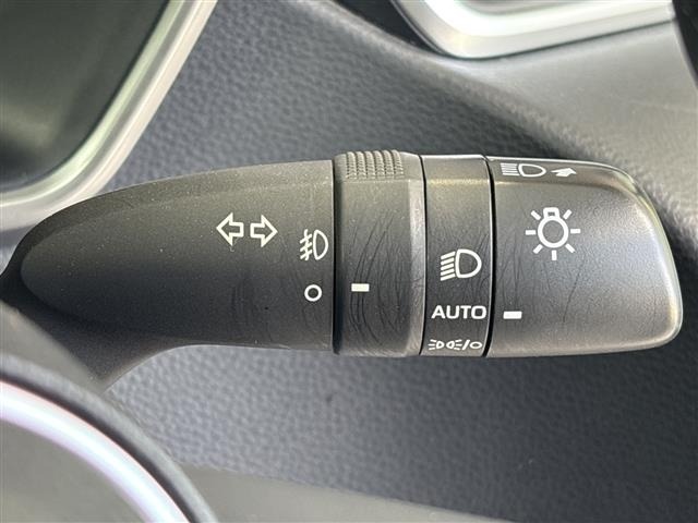 Toyota COROLLA TOURING 2023 7717128-12